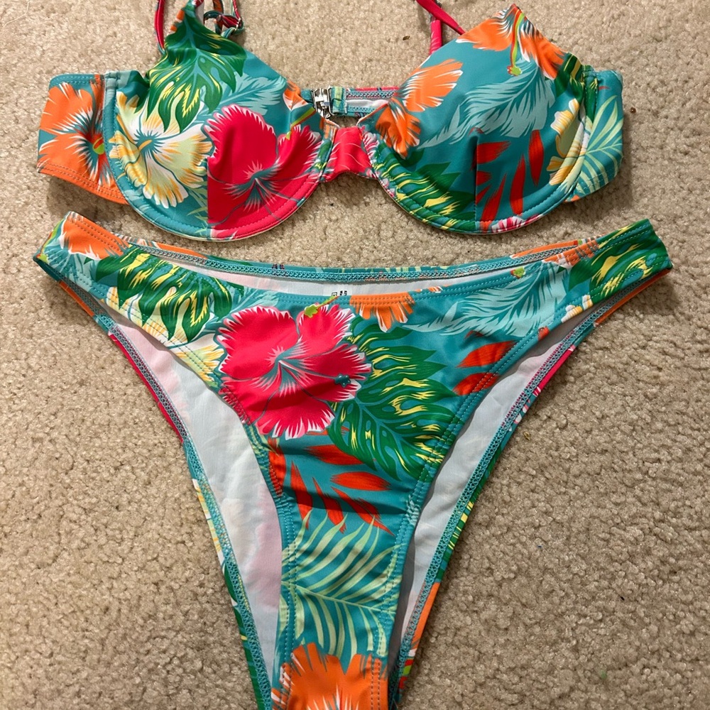 SHEIN Multicolor Tropical Bikini